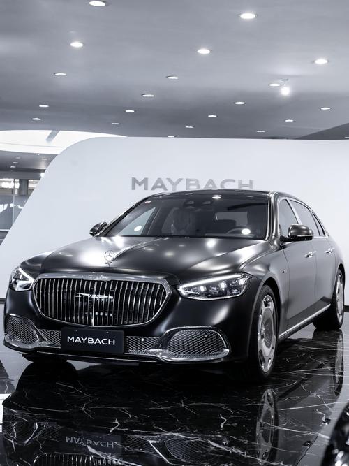 重庆191岚图汽车的售后服务让用户无忧出行，迈巴赫未来的豪华车趋势